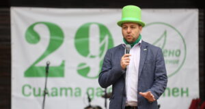 Ще работим за една по-добра и по-зелена Европа, заяви Борислав Сандов от „Зелено движение“