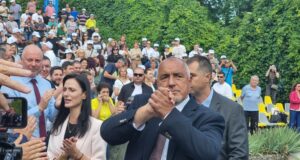 Български войник може да се бие и да загива само за територията на България, каза Бойко Борисов в Добрич