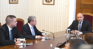 ИТН при Радев: Ако продължи политическата каша, хората ще узреят за идеята за президентска република