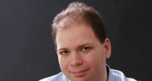 Избори за Европейски парламент
                                                                                                Унгарците възприеха изборите за ЕП като национални, каза за БТА политологът Гергей Райнаи