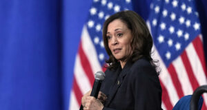 Камала Харис