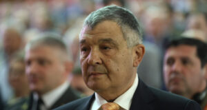 Николай Свинаров