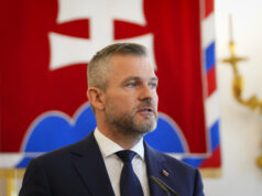 ОБЗОР
                                                                                                Ключови щрихи от първите дни от мандата на новия словашки президент Петер Пелегрини