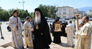 Велички епископ Сионий,