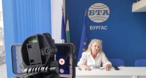 Представяне на списание ЛИК - „По дълбоките следи на Атанас Далчев“
                                                                                                Проф. Калина Лукова описва като поетически градски ноктюрни ранното творчество на Атанас Далчев