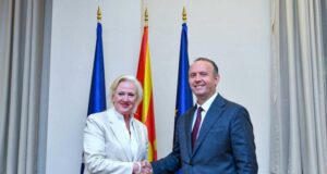Среща на председателя на парламента на Северна Македония Африм Гаши и посланика на САЩ в Скопие Анджела Агелер