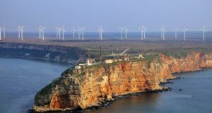 Възобновяемата енергия изпреварва въглищата догодина