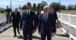 Допълнена
                                                                                                АА: Турция и Армения „отново подчертаха“ съгласието си да продължат процеса на нормализиране „без никакви предварителни условия“