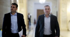 Засегнатите от пожарите земеделски стопани могат да получат най-бързо помощи по програма de minimis, каза министър Тахов