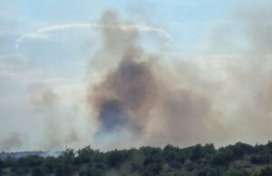 Къщи са изгорели в село край Струмица в Северна Македония, хеликоптер се е включил в гасенето на пожара