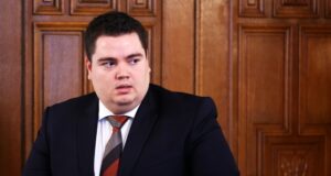 ОБНОВЕНА До края на деня ще бъде внесена декларацията на ПП-ДБ в Народното събрание, каза Стою Стоев