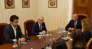 ПП-ДБ искат отсрочка за кабинета – предлагат антикорупционна декларация на парлаента