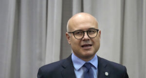 Сръбският премиер Милош Вучевич е с положителна проба за КОВИД-19