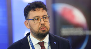 Цената на балансиращата енергия в България е много висока, каза в интервю за БТА председателят на УС на БАСЕЛ д-р инж. Димитър Белелиев