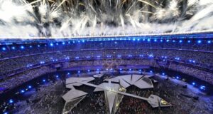 XXXIII Олимпийски игри бяха закрити със зрелищна церемония на „Стад дьо Франс“ в Париж