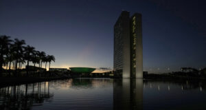 Бразилски съдия нареди социалната мрежа "Екс" да бъде блокирана в Бразилия