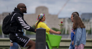 Британското правителство увери, че компаниите няма да бъдат принуждавани да приемат четиридневна работна седмица