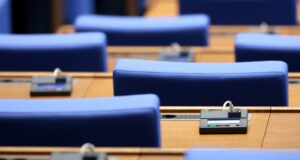 Депутатите да обсъдят премахване на забраната адвокати да рекламират дейността си, предвижда проектопрограмата на парламента