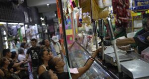 Икономиката на Венецуела расте с почти 8,8 процента през второто тримесечие, съобщи централната банка на страната