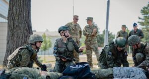 КосоваПрес: Членове на Националната въздушна гвардия на Айова обучават войници от Силите за сигурност на Косово