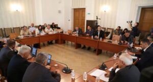 Парламентарната комисия по отбрана Снимка: БТА