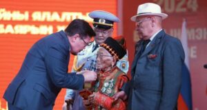 МОНЦАМЕ: Церенгийн Чимедцерен – участничката в битката при Халхин Гол, стана заслужил здравен работник на Монголия