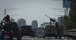 ОБНОВЕНА Украйна заяви, че е свалила 12 дрона, пуснати от Русия през нощта; един човек бе убит в Сумска област