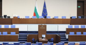 Парламентът ще изслуша енергийния министър за изграждането на хранилища за постоянно съхранение на отработеното ядрено гориво у нас