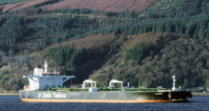 Петролът спря да поскъпва след резкия скок през последните дни