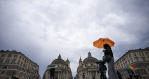 Потребителското доверие в Италия неочаквано се понижава през август, но бизнес нагласите се подобряват