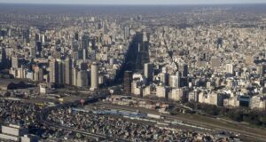 Аржентина очаква милиарди долари инвестиции в енергийния сектор на страната