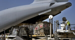 Британското правителство призова гражданите си да напуснат Ливан веднага