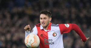 Голмайсторът на Фейенорд Сантиаго Хименес ще бъде извън терените през следващите три месеца