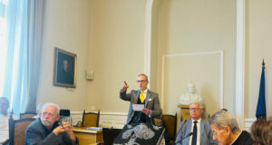 Доц. Кирил Карталов защити дисертационен труд в Института по философия и социология на БАН