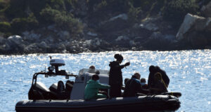 Заподозрян за трафик на мигранти е арестуван на Лесбос; открити са 27 нелегални мигранти