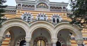 Светият синод