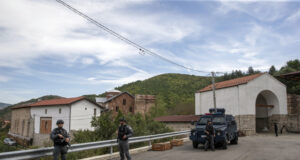 Манастирът в Банска, Северно Косово, където стана нападение преди година, ще бъде затворен между 23 и 26 септември