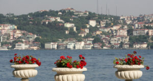 ОБЗОР
                                                                                                Стартира сезонът на борбата на турските сериали за рейтинг на малкия екран