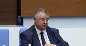 ОБНОВЕНА Към 11 септември са подадени 319 471 заявления за отпускане на целева помощ за отопление, каза министър Иванов