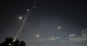 ОБНОВЕНА
                                                                                                Най-малко 356 са вече жертвите на израелските удари в Ливан; Израел обяви извънредно положение