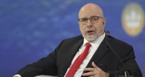 Дмитрий Саймс