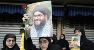 Смъртта на Насралла ще стане най-силният удар по „Хизбула“ в историята ѝ, коментира в. „Файненшъл Таймс“.