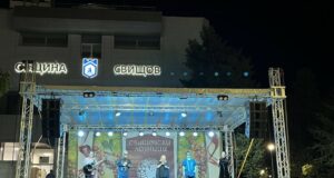 Тони Димитрова и братя Аргирови изнесоха концерт в Свищов за празниците на града