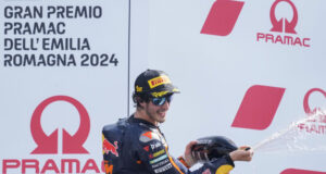 Челестино Виети завърши на първо място в клас Moto2 от Гран при на Емилия-Романя