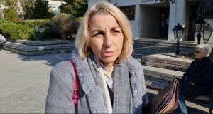 Адвокати от Видин излязоха на протест пред Съдебната палата срещу процедурата за избор на главен прокурор