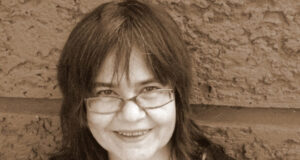 Албена правеше литературата да изглежда едно странно занятие за странни хора