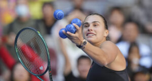 Арина Сабаленка записа 15-а поредна победа и продължава на четвъртфиналите на турнира по тенис в Пекин