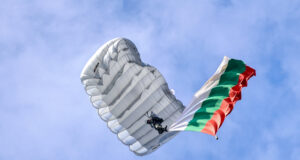 Военните парашутисти отбелязват своя празник