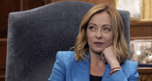 Италианското правителство се сблъсква с остри критики във връзка с честване на битка от Втората световна война