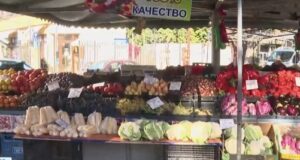 Комисията за защита на потребителите установи нарушения на пазар за плодове и зеленчуци в Русе